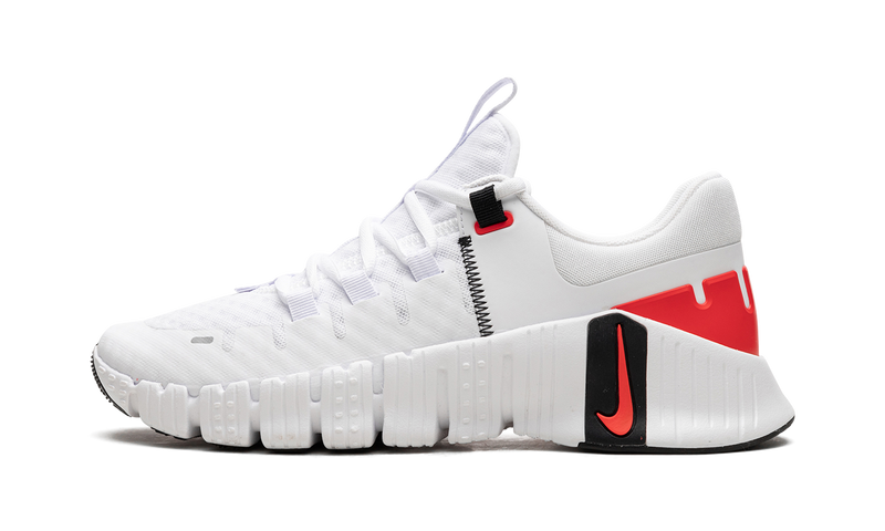 Nike Free Metcon 5 'White & Bright Crimson' – DV3949-100 | Versatile Training Shoe with Free Sole Flexibility & Metcon Stability
